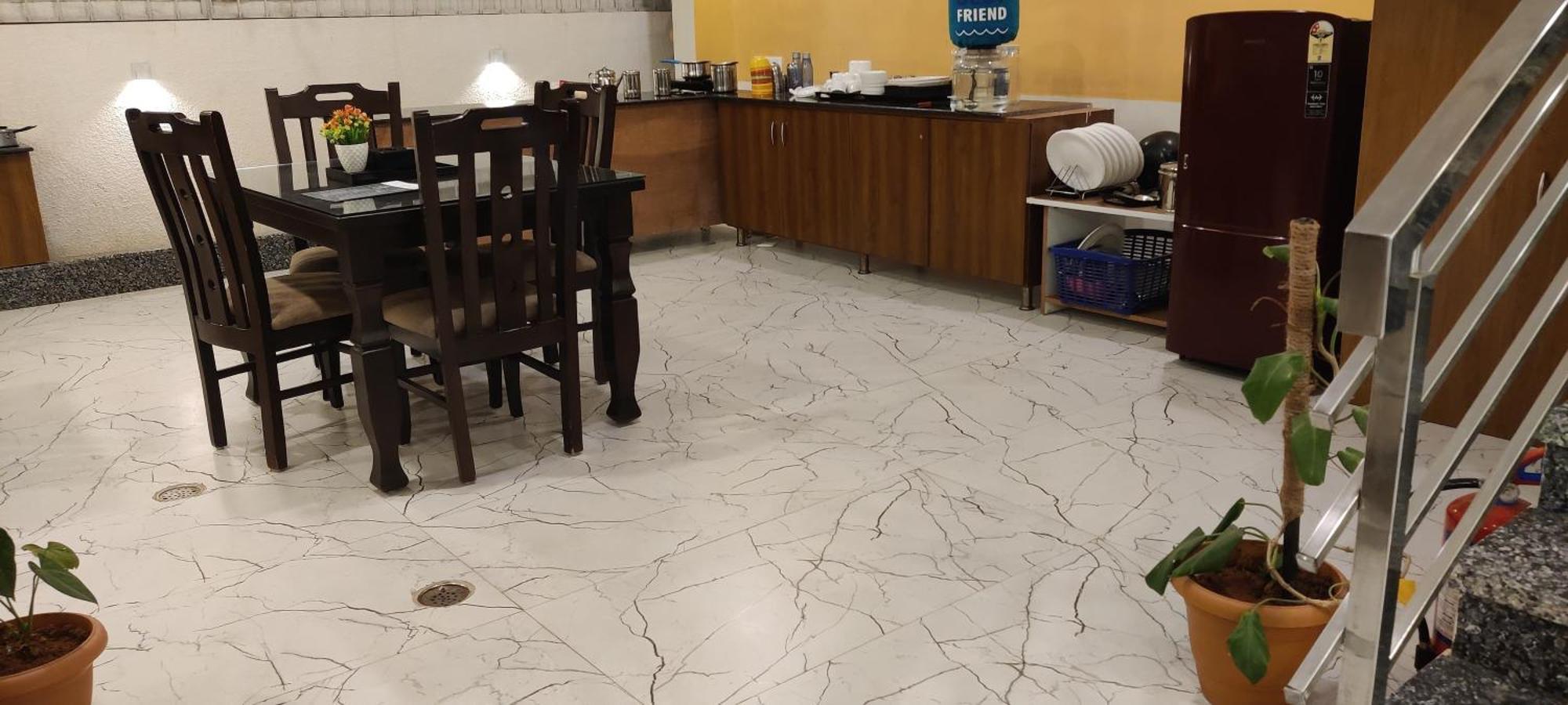 Keerthis Royal Suites - Near International Airport Terminal 1 And 2 Yelahanka Экстерьер фото